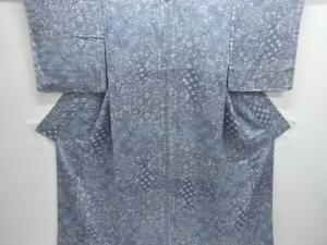 縮緬地花鳥模様小紋着物